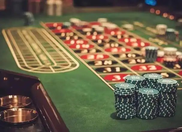 Ilustrasi bermain sportsbook dan taruhan online dengan kix388 melalui ponsel